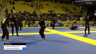 BRUNA DRIELY RICALDE MACIEL vs MARIA DULCE VON ROSENTHAL 2024 Master International IBJJF Jiu-Jitsu North American Championship