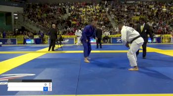 Rolando Samson vs Claudio Junior 2018 World IBJJF Jiu-Jitsu Championship