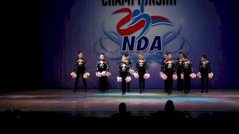 Russell Middle School Dancing Queens [2018 Junior High Pom Finals] NDA High School Nationals