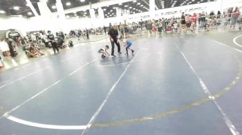 40 lbs Semifinal - Elias Rodriguez, Madera WC vs Maverick Huerta, No Team