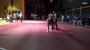 132 lbs 15th Place Match - Desmond Ward, Maquoketa vs Noah Bergan, Crestwood, Cresco