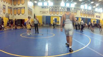 215 Blue Round 5 - Damarie Soto, Winter Haven vs Anthony Romero, Southwest Miami