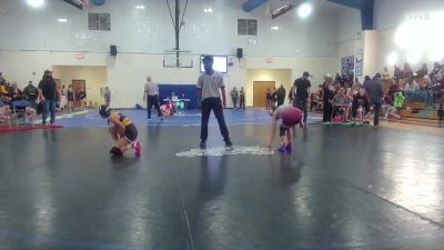 Girls 100 lbs Quarterfinal - Madelyn Trinh, D`Iberville High School vs Elizabeth Bonney, Long Beach