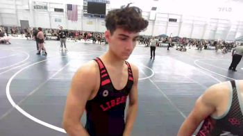 157 lbs Quarterfinal - Kellen Valenzuela, Lions WC vs Max Haws, War