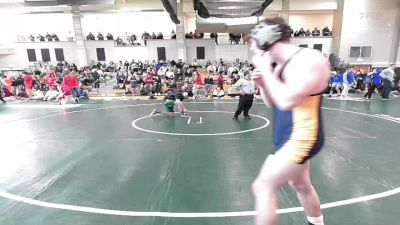 152 lbs Round Of 32 - John Ryan, Hanover vs Marco Gianino, Marshfield