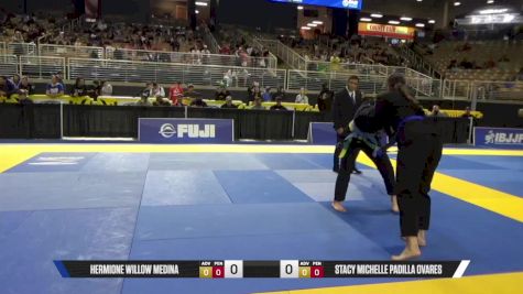 Stacy Michelle Padilla Ovares vs Hermione Willow Medina 2025 Pan Jiu Jitsu IBJJF Championship