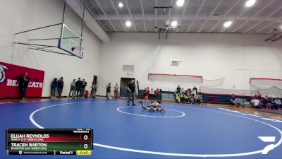 70 lbs Semifinal - Elijah Reynolds, Windy City Wrestlers vs Tracen Barton, Riverton USA Wrestling