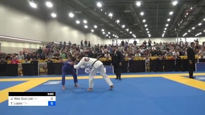 Joseph Woo Sun Lee vs Teody Lopez 2024 World Masters IBJJF Jiu-Jitsu Championship