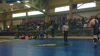 165 lbs Champ. Round 1 - Caiden Villmow, Thunder Basin High School vs Devric Miller, South