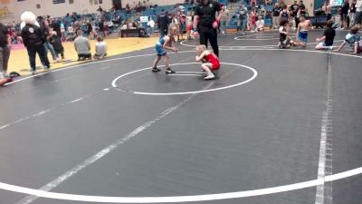 55-62 lbs Champ. Round 3 - Wrenley Reynolds, 208 Badgers Wrestling Club vs Lila Stockdale, Bonners Ferry Wrestling Club