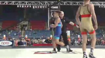 132 lbs Round Of 64 - Brock Smith, Illinois vs Damion Clark, Iowa