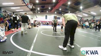 46 lbs Consi Of 8 #2 - Trick Cantrell, Mojo Grappling Academy vs Kase Williams, Raw Wrestling Club