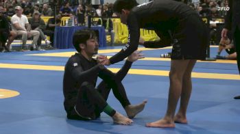 EVERTON CELIO DE SOUZA TEIXEIRA vs RIKI YOSHINAGA 2023 World IBJJF Jiu-Jitsu No-Gi Championship