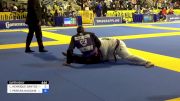 LUIZ HENRIQUE SANTOS BENIGNO vs TIAGO PEREIRA NASCIMENTO FILHO 2024 World Jiu-Jitsu IBJJF Championship
