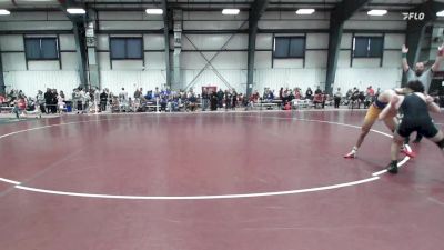 133 lbs Consi Of 16 #1 - Antonio Intintoli, Western New England vs Nick Savariego, Plymouth