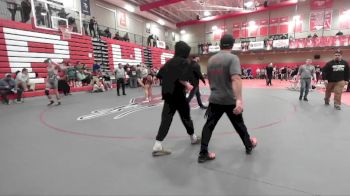 126 lbs Cons. Round 2 - Tom Le, Kamiakin vs Jarek Dobbie, Eisenhower High School