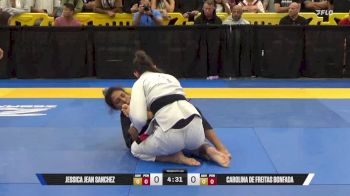 Carolina De Freitas Bonfada vs Jessica Jean Sanchez 2025 World Master IBJJF Jiu-Jitsu Championship