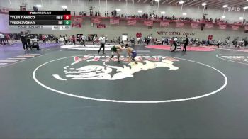 133 lbs Cons. Round 2 - Tyler Tiangco, Wisconsin-Whitewater vs Tyson Zvonar, Illinois Wesleyan