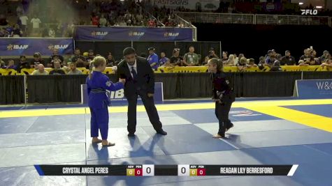 Crystal Angel Peres vs Reagan Lily Berresford 2026 Pan Kids Jiu-Jitsu IBJJF Championship