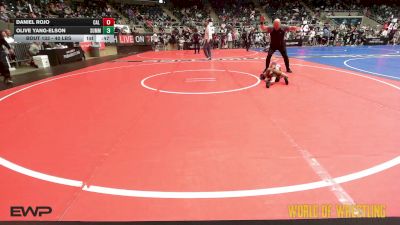 40 lbs Semifinal - Daniel Rojo, Cal Grapplers vs Olive Yang-Elson, Summit Wrestling Academy