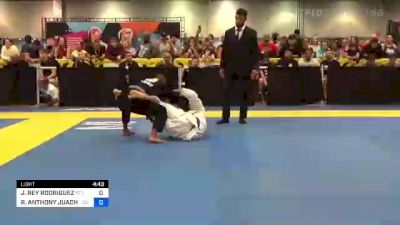 JIMMY REY RODRIGUEZ vs RAY ANTHONY JUACHON 2022 World Master IBJJF Jiu-Jitsu Championship