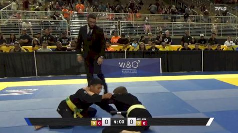Boston James Page vs Darian Avery Sanchez 2025 Pan Kids Jiu-Jitsu IBJJF Championship