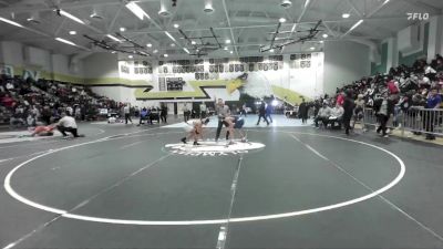 122 lbs Champ. Round 1 - Noah Hernandez, University City vs Chris Escutia, Mission Hills