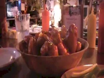 Chicken Wings @ Thurmans