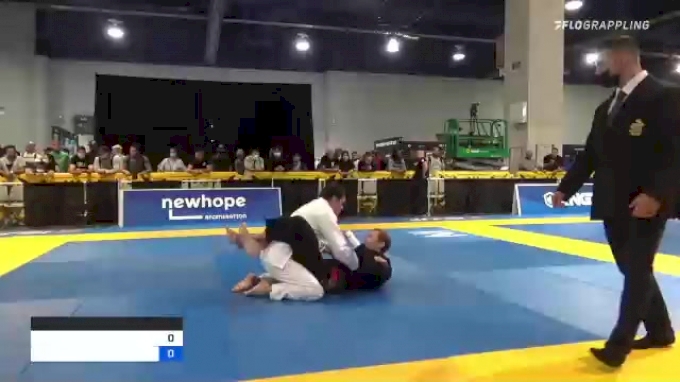 Garret Matthew vs C Raimundo 2021 World Master IBJJF Jiu-Jitsu Championship