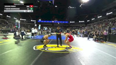 215 lbs Round Of 32 - Steven Perez, Banning (LA) vs Kevin Rodriguez, St. John Bosco (SS)