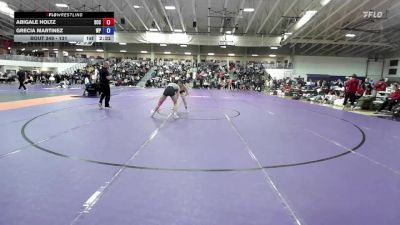 131 lbs Cons. Round 1 - Abigale Holtz, Southeast CC vs Grecia Martinez, William Penn