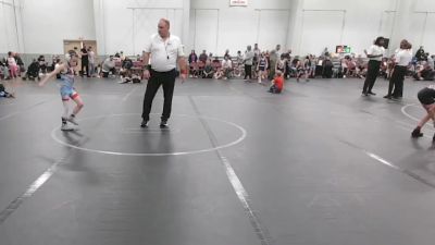 52 lbs Round 4 (8 Team) - Brody Bosley, CTWHALE Blue vs Gage Silsby, CTWHALE Green