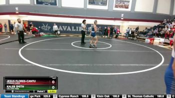 132 lbs Semifinal - Jesus Flores-Cantu, Cypress Creek vs Kaleb Smith, College Park