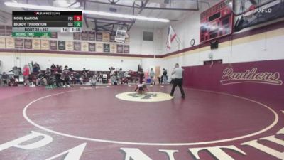 157 lbs Champ. Round 1 - Noel Garcia, Fresno City College vs Brady Thornton, Sacramento City College