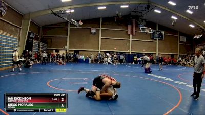 197 lbs Quarterfinal - Diego Morales, Menlo vs Ian Dickinson, Western Wyoming