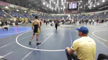 137 lbs Round Of 32 - Ryker Goss, Law vs Michael Banuelos, Pueblo East