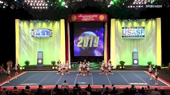 A Look Back At The Cheerleading Worlds 2019 - International Open L5 Medalists