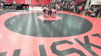 138 lbs Champ. Round 2 - Thomas Olson, FREEPORT (HS) vs Axel Rodriguez, Chicago (MARIST)