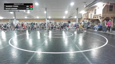 60 lbs Round Of 16 - Maddux Young, New Tripoli vs Wyatt Banker, Ontario