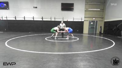 175 lbs Champ. Round 1 - Travis Grace, Gilroy vs Dylan Russo, Sacred Heart Cathedral Prep