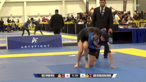 Isabel Victoria Iglesias Davidso vs Bee Hyun Ryu 2024 World IBJJF Jiu-Jitsu No-Gi Championship