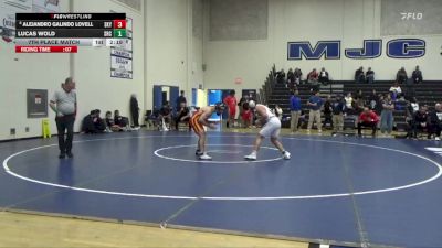 149 lbs 7th Place Match - Lucas Wold, Santa Rosa College vs Alejandro Galindo Lovell, Skyline College