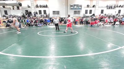 195 lbs Round Of 16 - John Gill, Catholic Memorial vs Tristan Sybertz, Middleborough