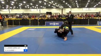 RYAN A CLARKE vs HARRY JAMES LOPEZ JR 2024 World Masters IBJJF Jiu-Jitsu Championship