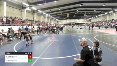 43 lbs Consi Of 8 #2 - Niko Ortega, Desert Dogs WC vs Obadiah Stucky, Monte Vista Takedown Club