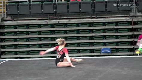 Gymnast SE Missouri - Floor
