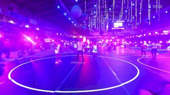 101 lbs Consi Of 8 #2 - Madison Egger, Ignacio Wrestling Club vs Lainie Galvan, Basehor Bobcats Wrestling