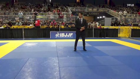 Noah Logan Reyes vs Noah Stephen Singh 2025 Pan Kids Jiu-Jitsu IBJJF Championship