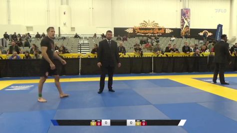 Israel Reyes vs Cory Daniel Schutz 2024 World IBJJF Jiu-Jitsu No-Gi Championship