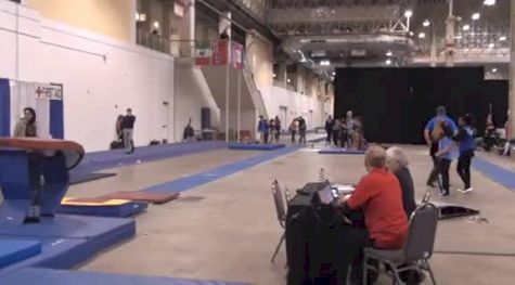 UCLA (Olivia Courtney) - 9.850